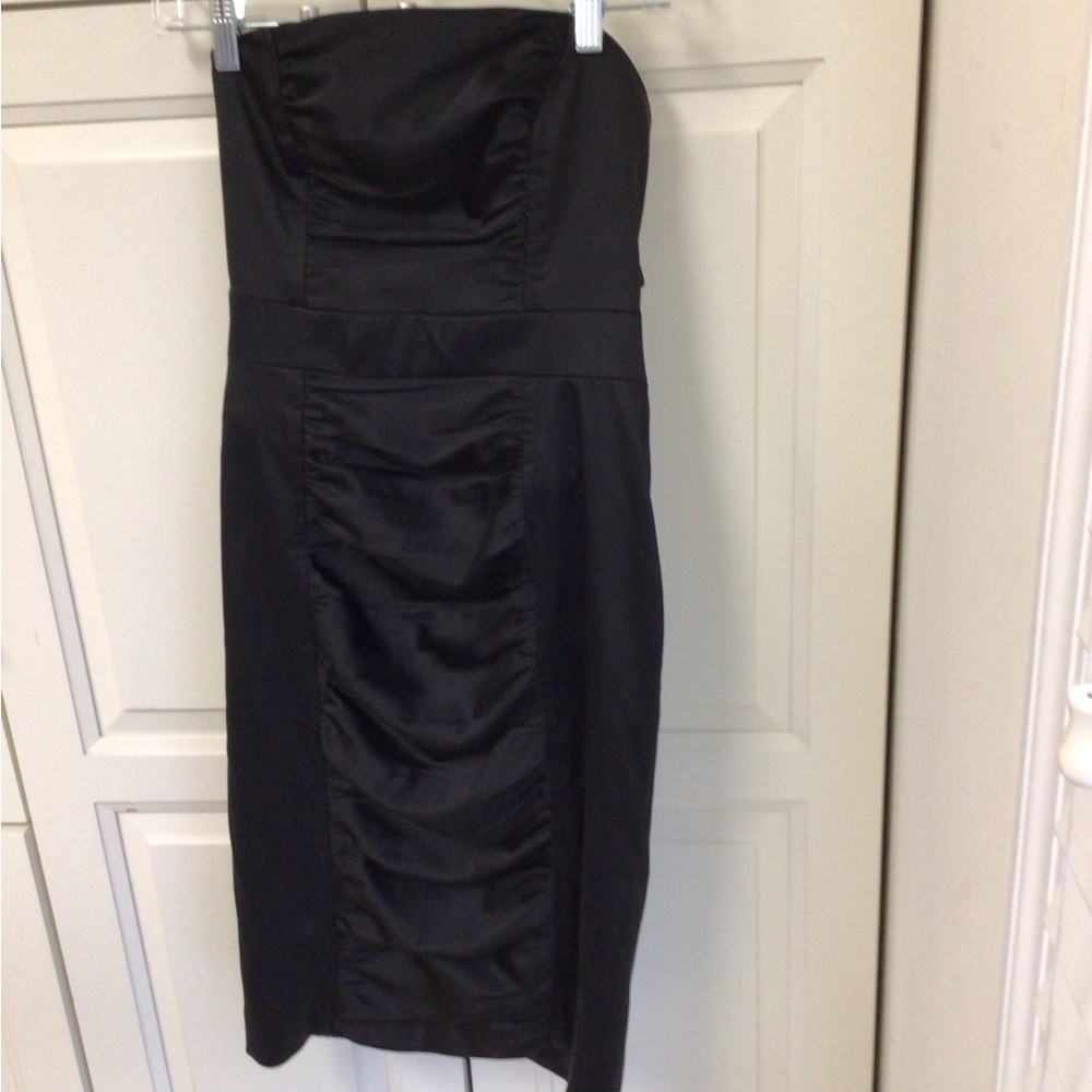 Kay Unger Black Strapless Cocktail Dress